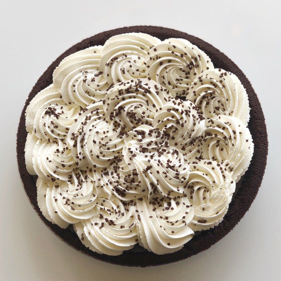 SR Pint Size Bakery chocolate creme pie for pub 12-16-2020